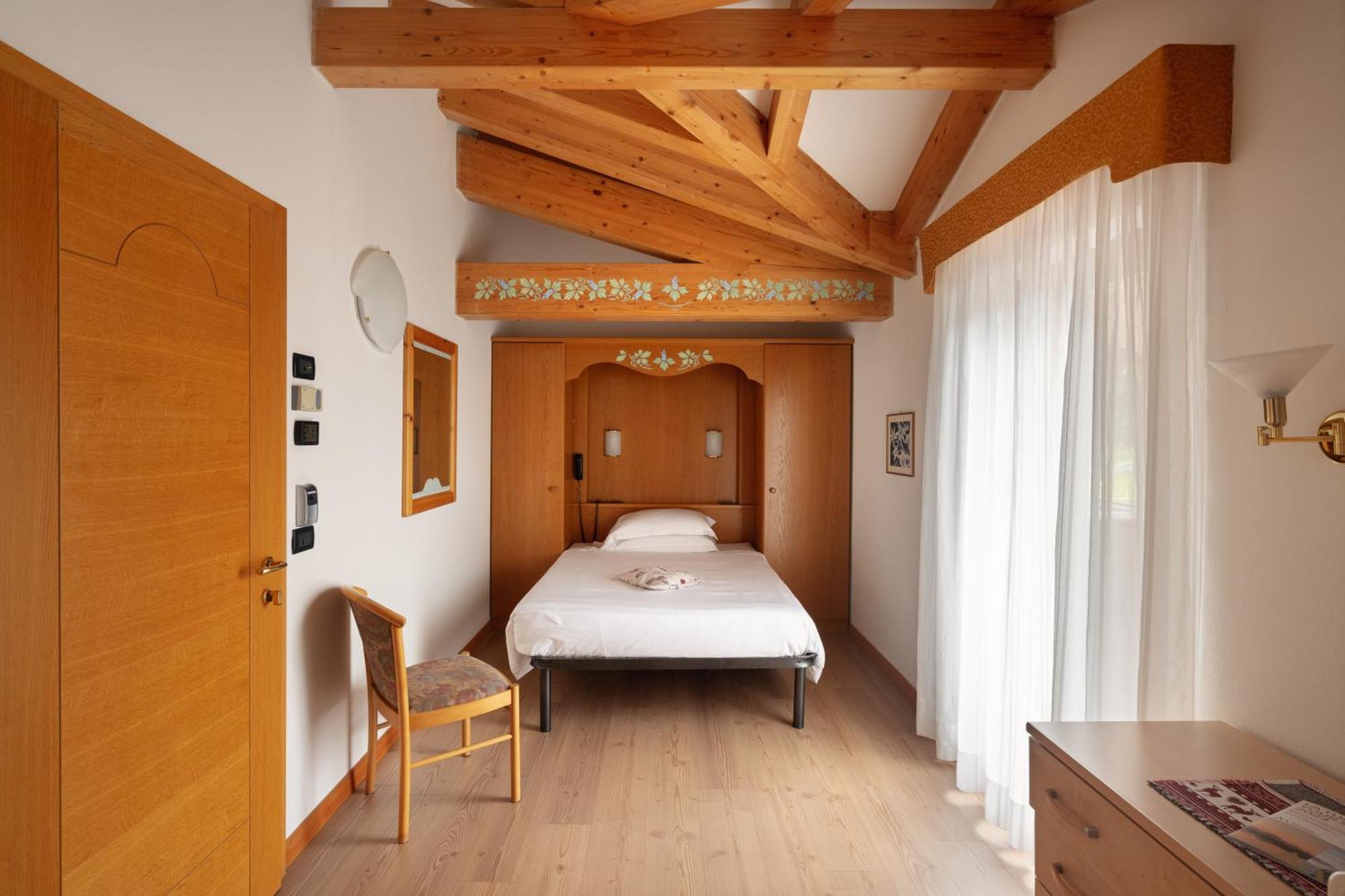 Hotel Villa Emma Madonna Εξωτερικό φωτογραφία