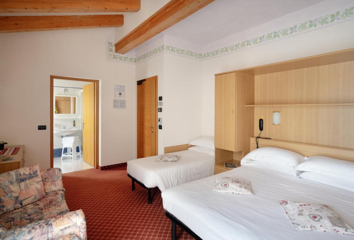 Hotel Villa Emma Madonna Εξωτερικό φωτογραφία